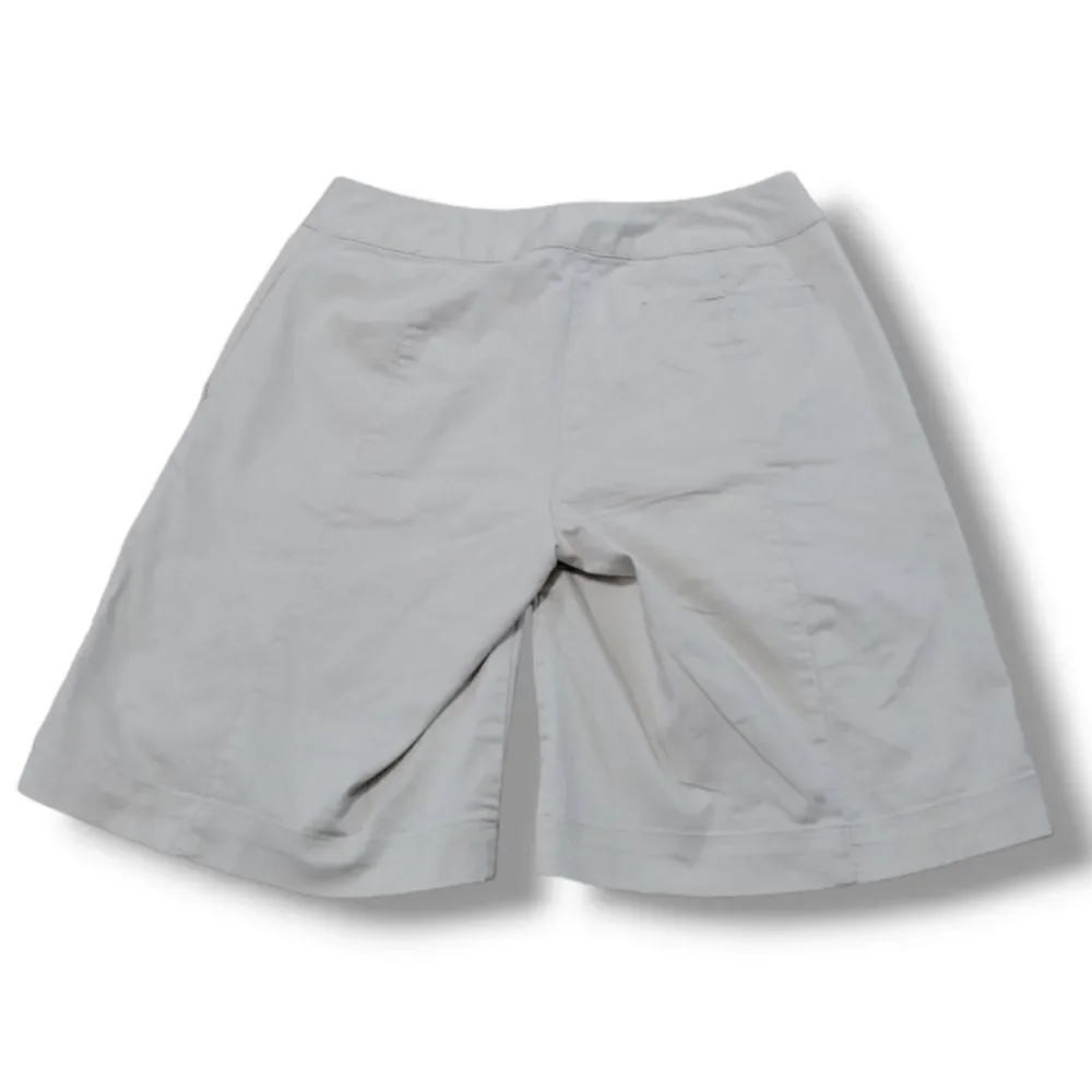 Nike shorts size